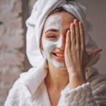 Evite enfermedades dermatológicas, cuide la piel de su rostro